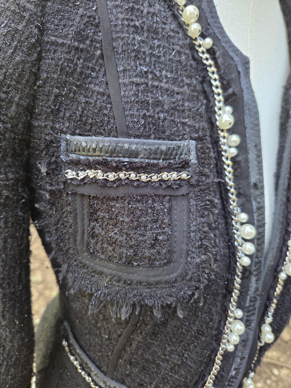 White House Black Market‎ Black Tweed Pearl Trim Jacket Size 6 - Picture 3 of 11